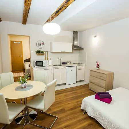 Appartement Sebenicum