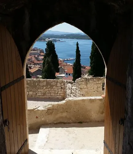 Sebenicum Lägenhet Šibenik